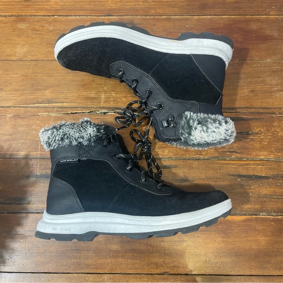 Black Winter Boots with Faux Fur Lining 6W - Picture 3 of 6